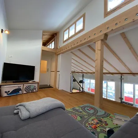 Apartment Am Suedhang Mit Traumhafter Aussicht